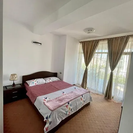Vila Plaja Mamaia Nord